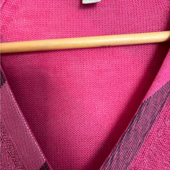 Authentic Burberry Nova Pink Cardigan small - Picture 2 of 6